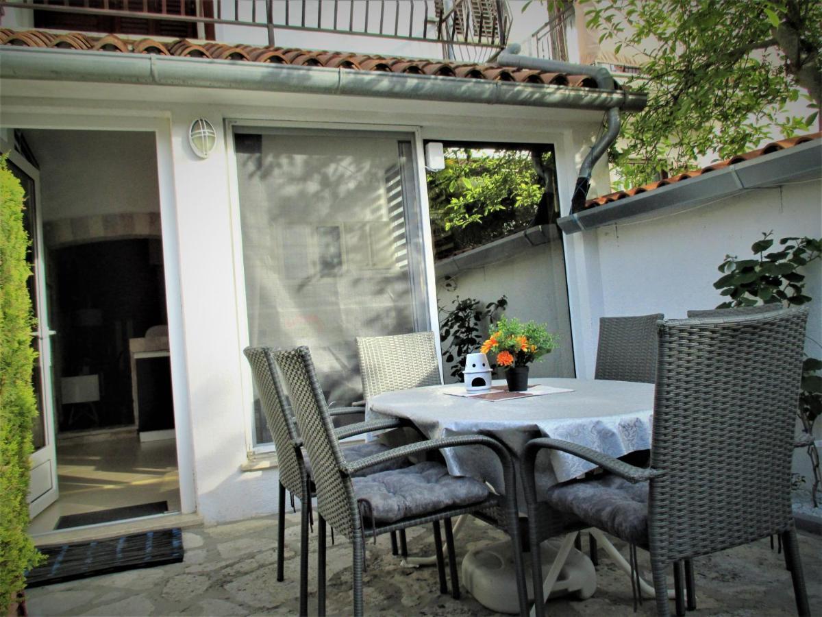 Family Apartment Romina Врсар Екстер'єр фото