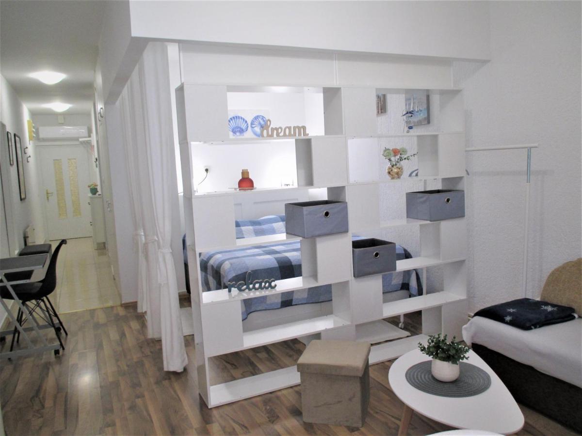 Family Apartment Romina Врсар Екстер'єр фото