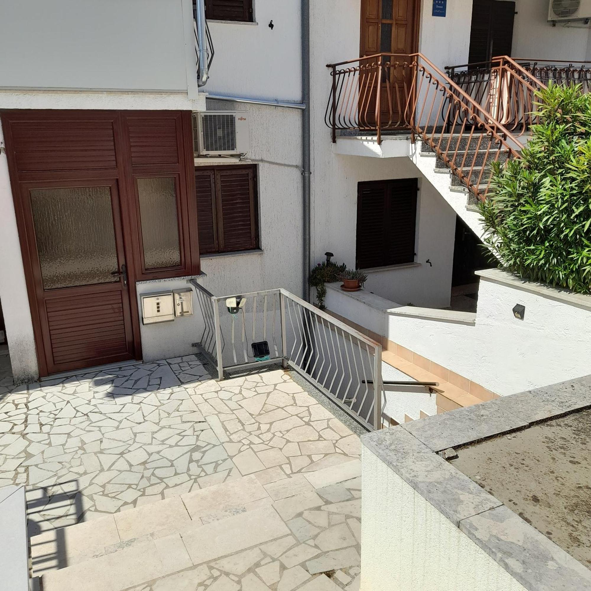 Family Apartment Romina Врсар Екстер'єр фото